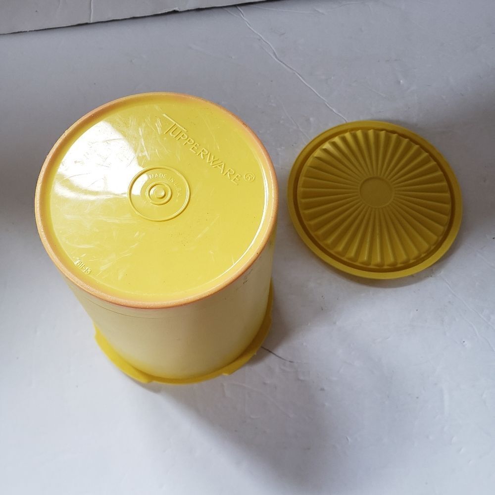 Tupperware Tea Canister - Picture 7 of 9